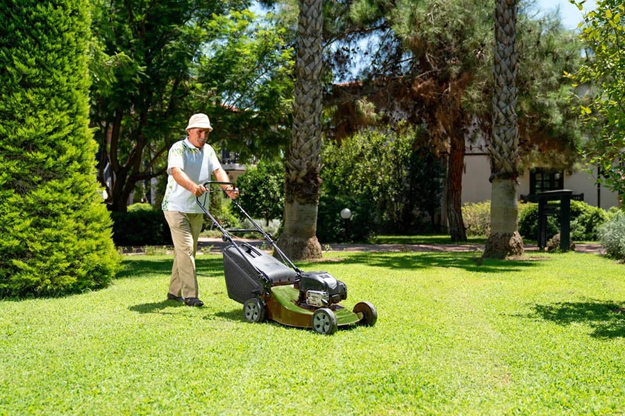 electric mulching mower